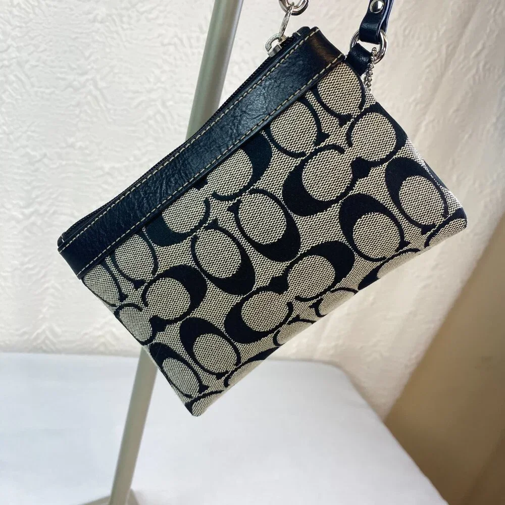 Coach Signature Jacquard Wristlet 6371 | Black Canvas & Leather  |  Lola 🖤
